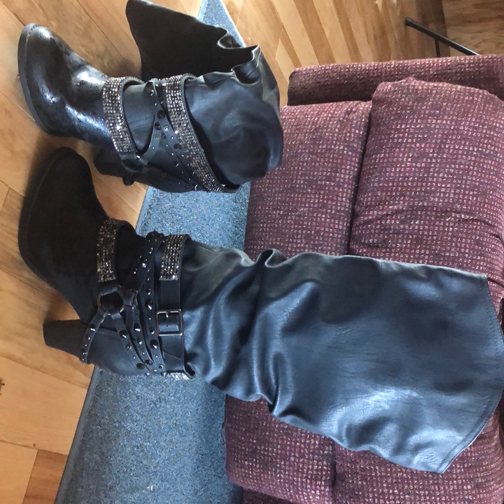 Black boots